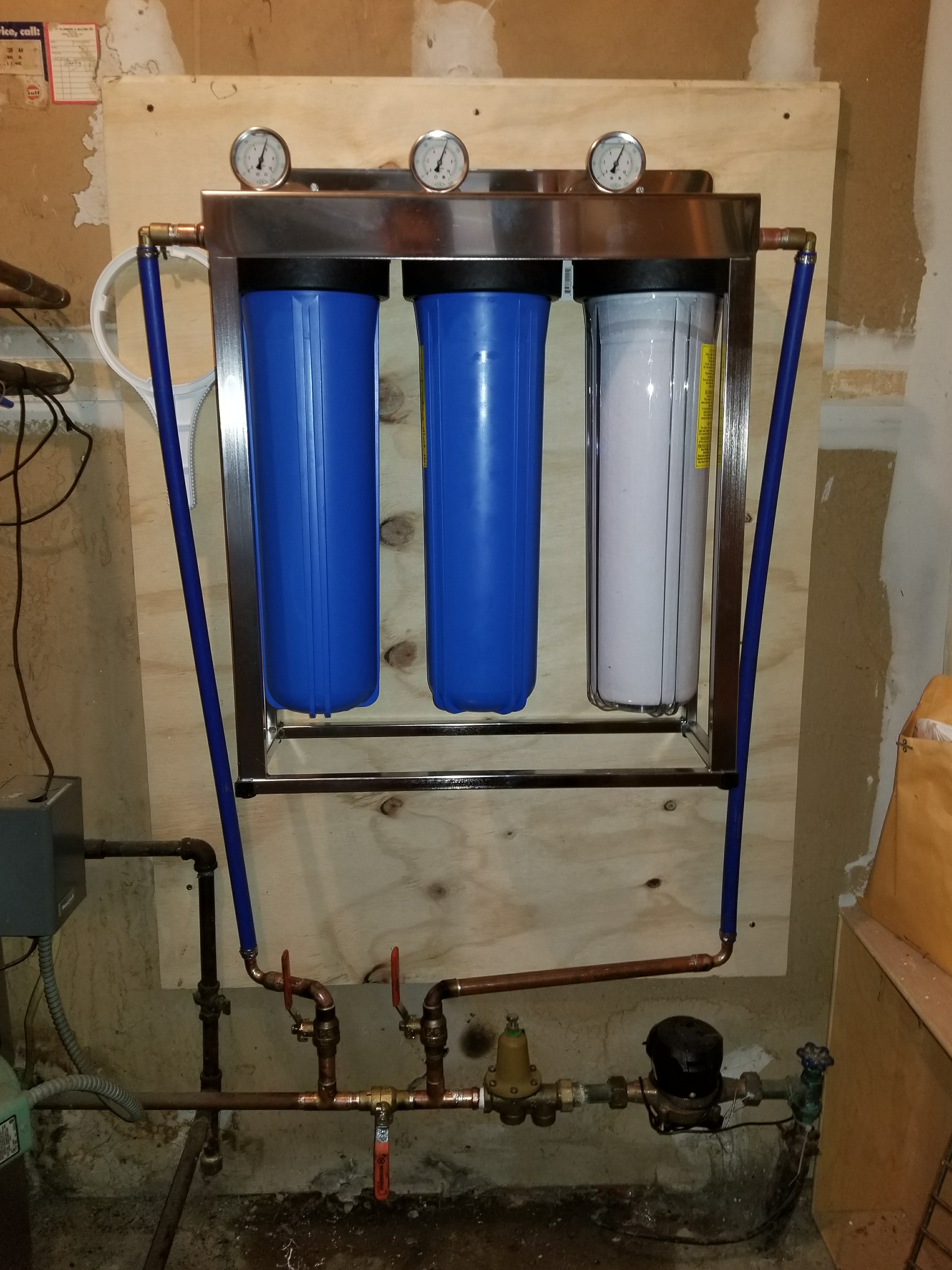 Whole house inline water filtration system